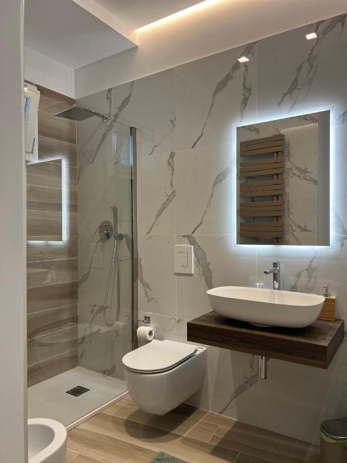 Tulip Luxury Howme Барі Екстер'єр фото